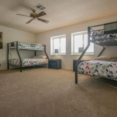 Отель Luxurious 5BR near Las Vegas Strip США, Лас-Вегас - отзывы, цены и фото номеров - забронировать отель Luxurious 5BR near Las Vegas Strip онлайн комната для гостей фото 7