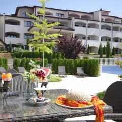 Отель Casa Real Resort Свети Влас бассейн
