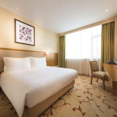 Отель Mercure Shanghai Hongqiao Airport Китай, Шанхай - отзывы, цены и фото номеров - забронировать отель Mercure Shanghai Hongqiao Airport онлайн комната для гостей