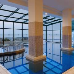 Отель Aska Just In Beach – All Inclusive бассейн