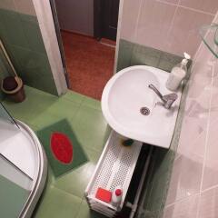 Гостиница Lucomoria Hostel Abakan в Абакане 4 отзыва об отеле, цены и фото номеров - забронировать гостиницу Lucomoria Hostel Abakan онлайн Абакан ванная