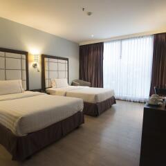 Отель Sukhumvit Suites комната для гостей фото 4