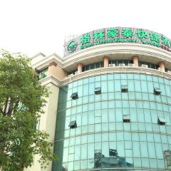 Dongzhi Hotel с домашними животными