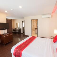 Отель Mac Boutique Suites Sukhumvit Soi 7 Бангкок удобства в номере