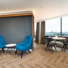 Отель Roomzzz London Stratford балкон