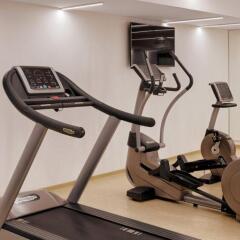 Отель Holiday Inn Frankfurt - Alte Oper фитнесс-зал фото 2