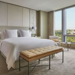 Отель Four Seasons Hotel Toronto Канада, Торонто - отзывы, цены и фото номеров - забронировать отель Four Seasons Hotel Toronto онлайн комната для гостей фото 4
