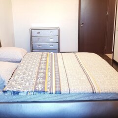 Апартаменты DeLuxe Apartment Akademika Yangelya 2 комната для гостей