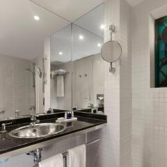 Отель art'otel budapest, by Park Plaza Будапешт ванная