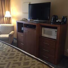 Отель Best Western PLUS Inner Harbour Hotel Канада, Виктория - отзывы, цены и фото номеров - забронировать отель Best Western PLUS Inner Harbour Hotel онлайн удобства в номере фото 2