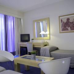 Отель Dorian Inn Hotel Греция, Афины - 7 отзывов об отеле, цены и фото номеров - забронировать отель Dorian Inn Hotel онлайн комната для гостей фото 5