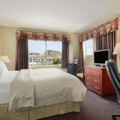 Отель Days Inn Vancouver Airport Канада, Ричмонд - отзывы, цены и фото номеров - забронировать отель Days Inn Vancouver Airport онлайн удобства в номере
