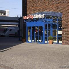 Отель InterCityHotel Hamburg Altona парковка