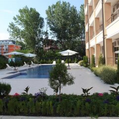Отель Saint Elena Apartcomplex бассейн
