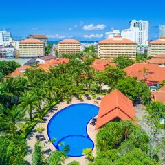 Отель DaVinci Pool Villa Pattaya с домашними животными