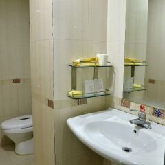 Lixing Hostel ванная