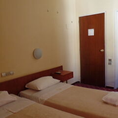 Cavo D'Oro Hotel Пирей комната для гостей фото 4