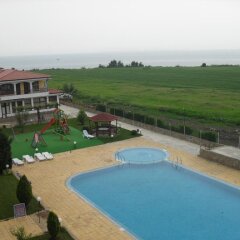 Отель Rutland Beach Aparthotel Болгария, Равда - отзывы, цены и фото номеров - забронировать отель Rutland Beach Aparthotel онлайн бассейн