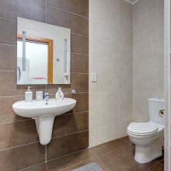 Апартаменты Centric and Spacious Apartment With Wifi and Balcony Гзира фото 14