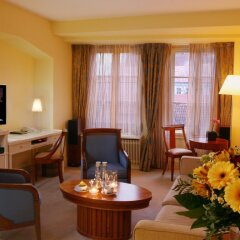 Отель Aria Hotel by Library Hotel Collection Чехия, Прага - 5 отзывов об отеле, цены и фото номеров - забронировать отель Aria Hotel by Library Hotel Collection онлайн комната для гостей фото 2