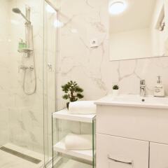 Апартаменты Luxury Apartment by Hi5 - Havas Street Будапешт ванная