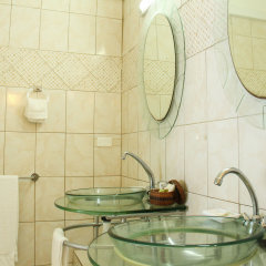 The Champs in Portsmouth, Dominica from 129$, photos, reviews - zenhotels.com bathroom