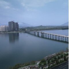 KB Hotel Qingyuan пляж