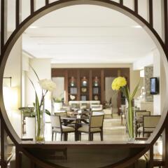 Отель Amwaj Rotana - Jumeirah Beach Residence гостиничный бар
