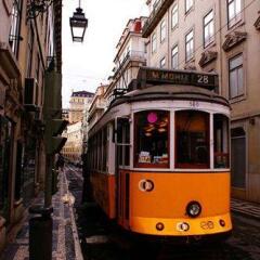 Go Hostel Lisbon Лиссабон городской автобус