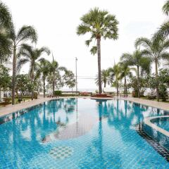 Отель KM Condo Seaside бассейн фото 3