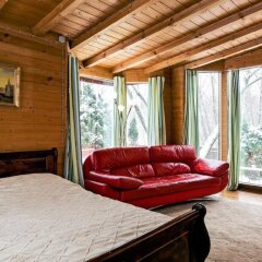 Гостиница Winter Cottage In Peredelkino With Sauna комната для гостей фото 2