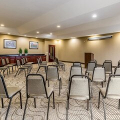 Отель Comfort Suites Galveston США, Галвестон - отзывы, цены и фото номеров - забронировать отель Comfort Suites Galveston онлайн помещение для мероприятий