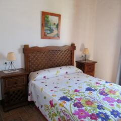 Отель Chalet Huerta 1 con piscina y paddle комната для гостей фото 2