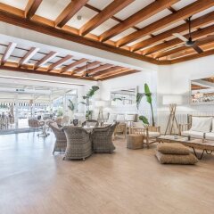 Отель FERGUS Style Soller Beach интерьер отеля