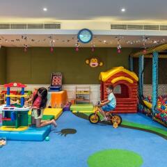 Отель Hilton Phuket Arcadia Resort and Spa детские мероприятия