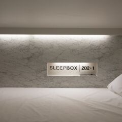Отель Sleepbox Sukhumvit 22 Бангкок сауна