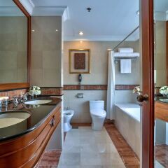 Sedona Hotel Mandalay ванная
