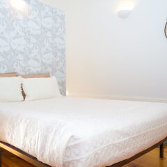 Апартаменты Liiiving In Porto - Bolhão Market Apartment Порту комната для гостей фото 4