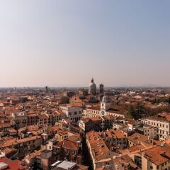 Отель Padova Tower City View Scirocco Terrace Италия, Падуя - отзывы, цены и фото номеров - забронировать отель Padova Tower City View Scirocco Terrace онлайн городской автобус