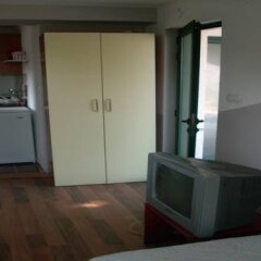Отель Nina 2 Apartments Черногория, Тиват - отзывы, цены и фото номеров - забронировать отель Nina 2 Apartments онлайн удобства в номере