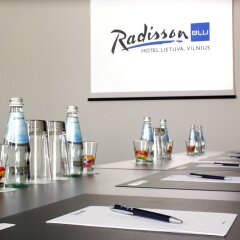Отель Radisson Blu Hotel Lietuva Литва, Вильнюс - 5 отзывов об отеле, цены и фото номеров - забронировать отель Radisson Blu Hotel Lietuva онлайн питание