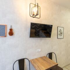 Апартаменты More Apartments na Tsvetochnoy 30 Сочи комната для гостей фото 2