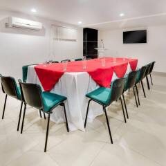 Hotel Prado 72