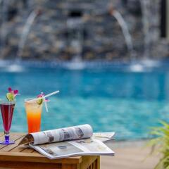 Отель Aqua Resort Phuket спа