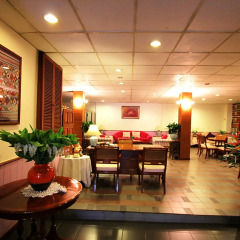 Отель Travel Lodge Suriwongse - Adult Only Бангкок питание