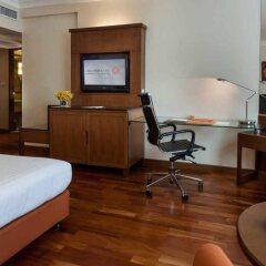Отель Rembrandt Hotel & Suites Таиланд, Бангкок - отзывы, цены и фото номеров - забронировать отель Rembrandt Hotel & Suites онлайн
