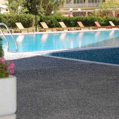 Апартаменты Boomerang Apartments Солнечный берег бассейн фото 3