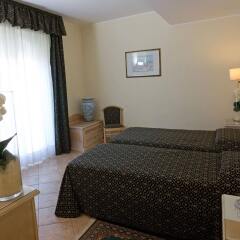 Отель Sant Alphio Garden Hotel & Spa (Giardini Naxos) Италия, Джардини Наксос - 2 отзыва об отеле, цены и фото номеров - забронировать отель Sant Alphio Garden Hotel & Spa (Giardini Naxos) онлайн комната для гостей фото 3