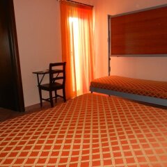 Hotel Piscina La Suite Фонди комната для гостей фото 3