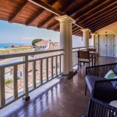 Отель Khalids Guest House Galle Шри-Ланка, Галле - отзывы, цены и фото номеров - забронировать отель Khalids Guest House Galle онлайн балкон